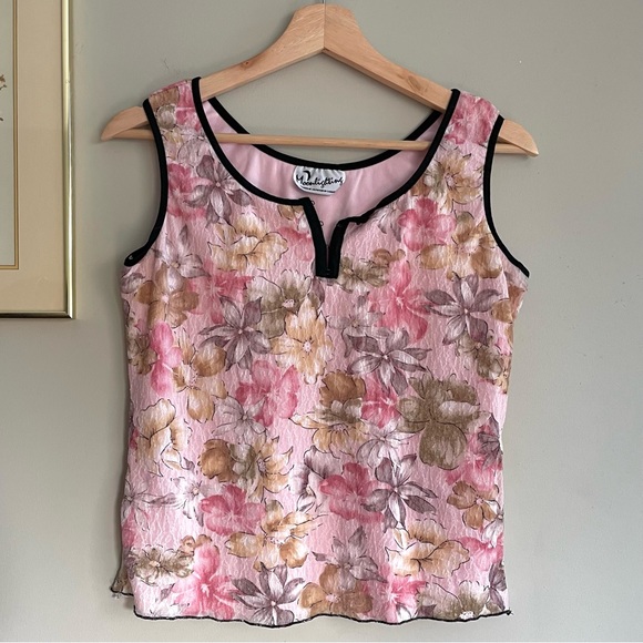 Y2K style lace/floral tank top - Picture 1 of 3